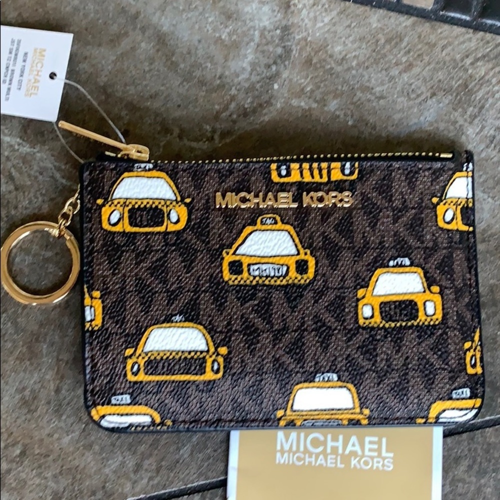 NEW YORK CITY Jet Set Travel Sm TZ Coinpouch - Picture 2 of 16
